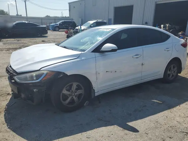 5NPD94LA9JH380690 2018 HYUNDAI ELANTRA - Image 1
