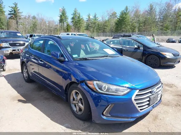 5NPD94LAXHH069487 2017 HYUNDAI ELANTRA - Image 1