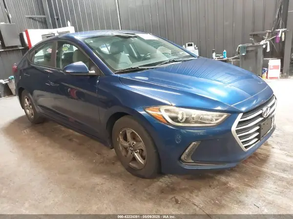 5NPD94LAXHH070770 2017 HYUNDAI ELANTRA - Image 1