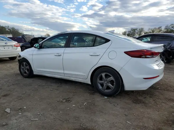 5NPD94LAXHH071532 2017 HYUNDAI ELANTRA - Image 2