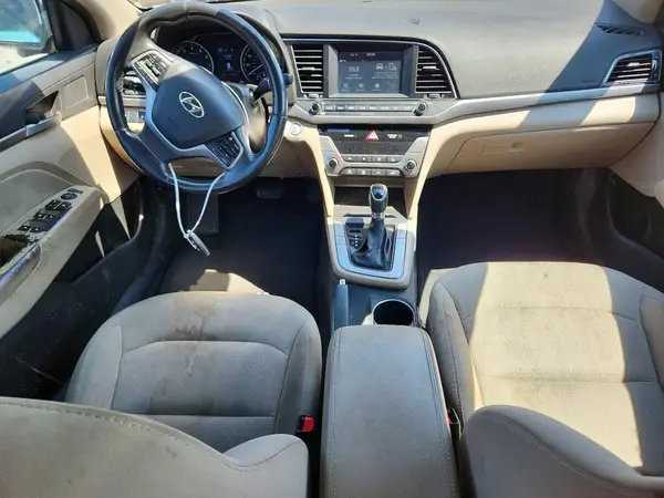 5NPD94LAXHH079372 2017 HYUNDAI ELANTRA - Image 8