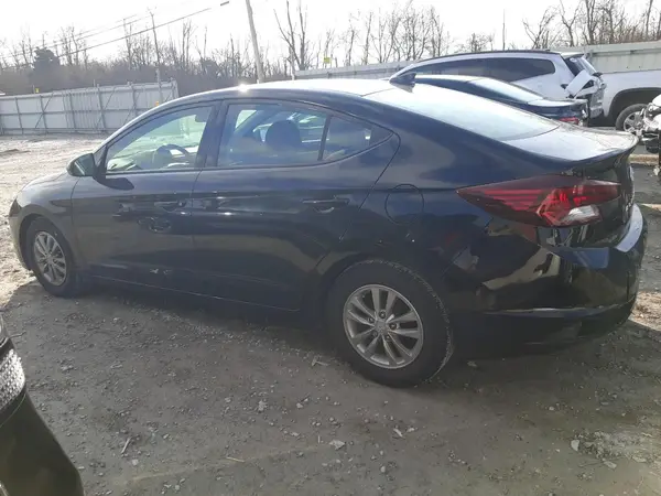 5NPD94LAXLH515601 2020 HYUNDAI ELANTRA - Image 2