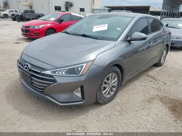 5NPD94LAXLH529689 2020 HYUNDAI ELANTRA - Image 2