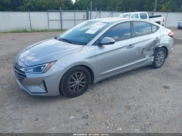 5NPD94LAXLH599497 2020 HYUNDAI ELANTRA - Image 2