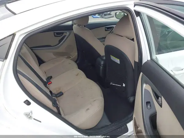 5NPDH4AE0GH653677 2016 HYUNDAI ELANTRA - Image 8