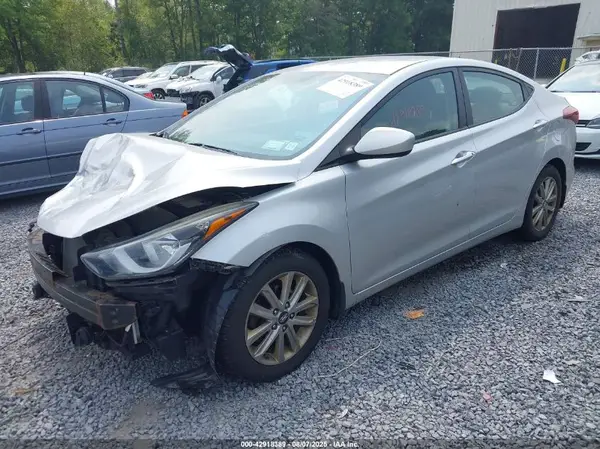 5NPDH4AE0GH653789 2016 HYUNDAI ELANTRA - Image 2
