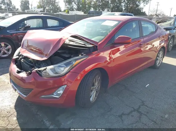 5NPDH4AE0GH654554 2016 HYUNDAI ELANTRA - Image 2
