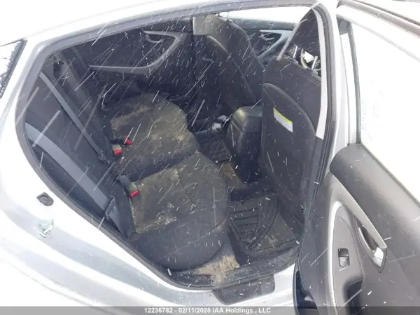 5NPDH4AE0GH656899 2016 HYUNDAI ELANTRA - Image 8