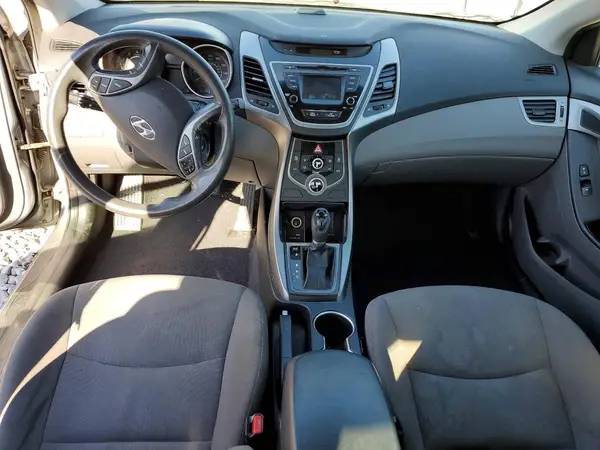 5NPDH4AE0GH660886 2016 HYUNDAI ELANTRA - Image 8