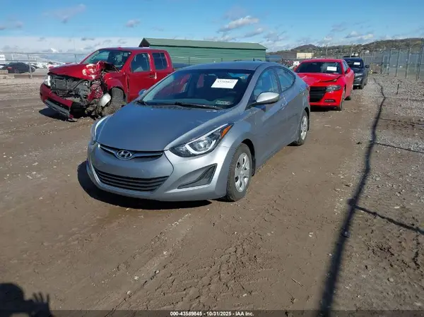 5NPDH4AE0GH664856 2016 HYUNDAI ELANTRA - Image 2