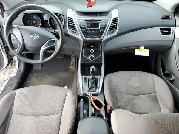 5NPDH4AE0GH666929 2016 HYUNDAI ELANTRA - Image 8
