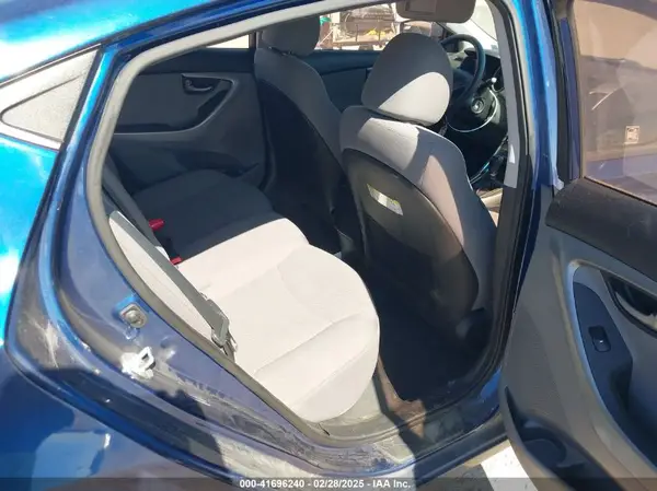 5NPDH4AE0GH668163 2016 HYUNDAI ELANTRA - Image 8