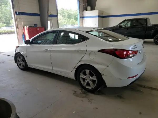 5NPDH4AE0GH675615 2016 HYUNDAI ELANTRA - Image 2
