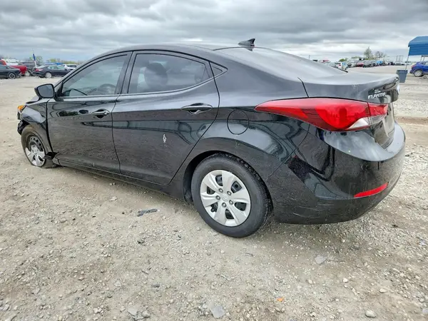 5NPDH4AE0GH675761 2016 HYUNDAI ELANTRA - Image 2