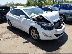 5NPDH4AE0GH675923 2016 HYUNDAI ELANTRA
