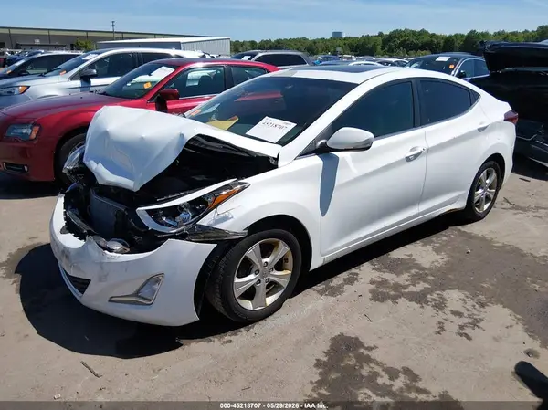 5NPDH4AE0GH675923 2016 HYUNDAI ELANTRA - Image 2