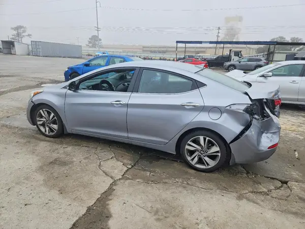 5NPDH4AE0GH678062 2016 HYUNDAI ELANTRA - Image 2