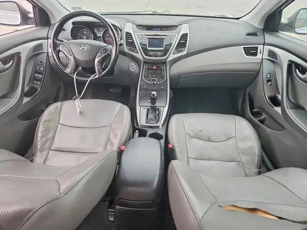 5NPDH4AE0GH678062 2016 HYUNDAI ELANTRA - Image 8