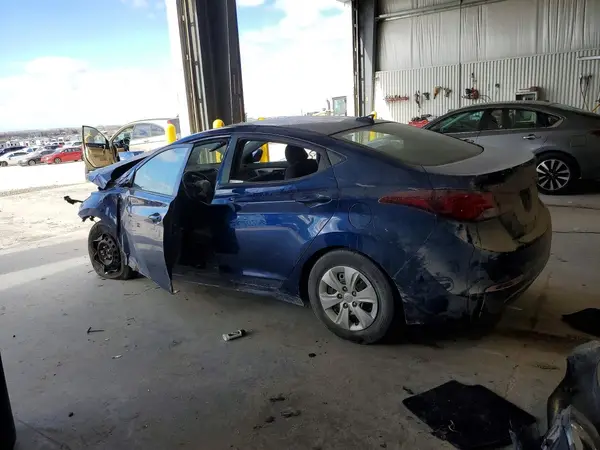 5NPDH4AE0GH681267 2016 HYUNDAI ELANTRA - Image 2