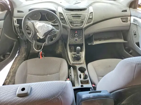 5NPDH4AE0GH681267 2016 HYUNDAI ELANTRA - Image 8