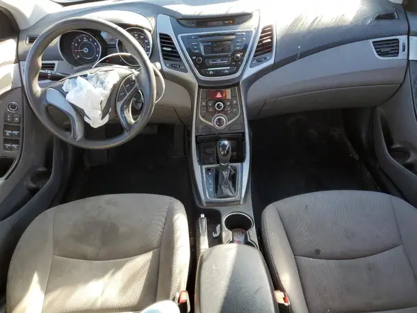 5NPDH4AE0GH682287 2016 HYUNDAI ELANTRA - Image 8