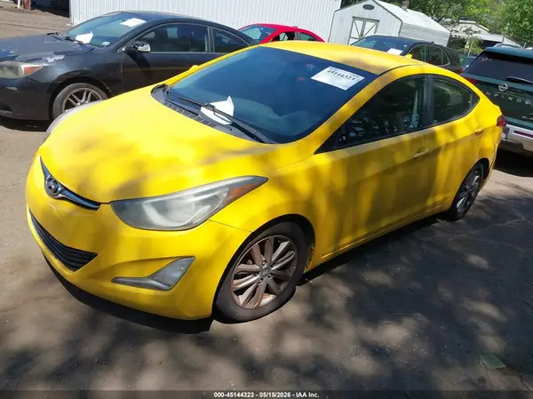 5NPDH4AE0GH682435 2016 HYUNDAI ELANTRA - Image 2