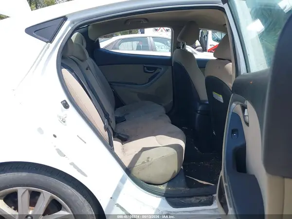 5NPDH4AE0GH683410 2016 HYUNDAI ELANTRA - Image 8