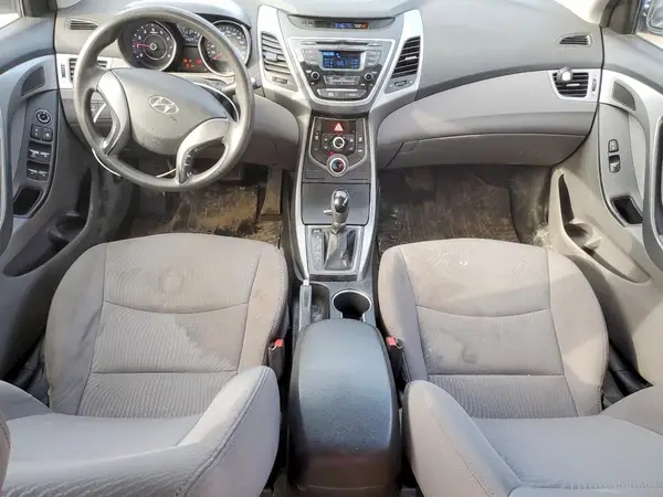 5NPDH4AE0GH683617 2016 HYUNDAI ELANTRA - Image 8