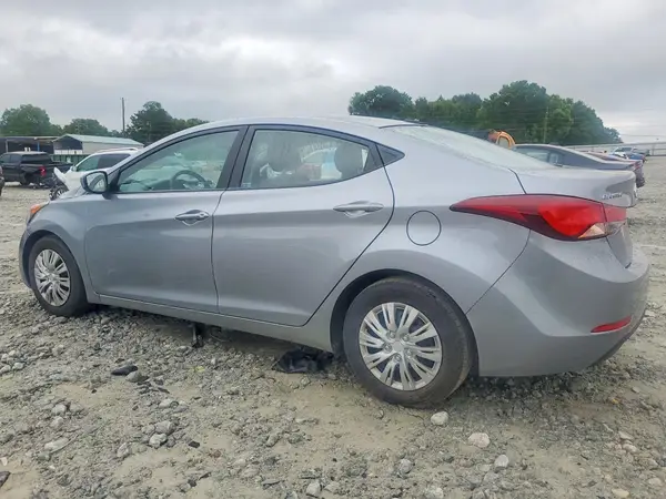 5NPDH4AE0GH686355 2016 HYUNDAI ELANTRA - Image 2