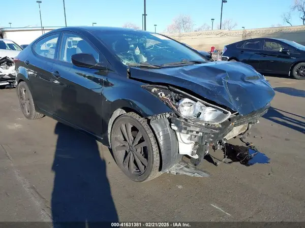 5NPDH4AE0GH687456 2016 HYUNDAI ELANTRA - Image 1