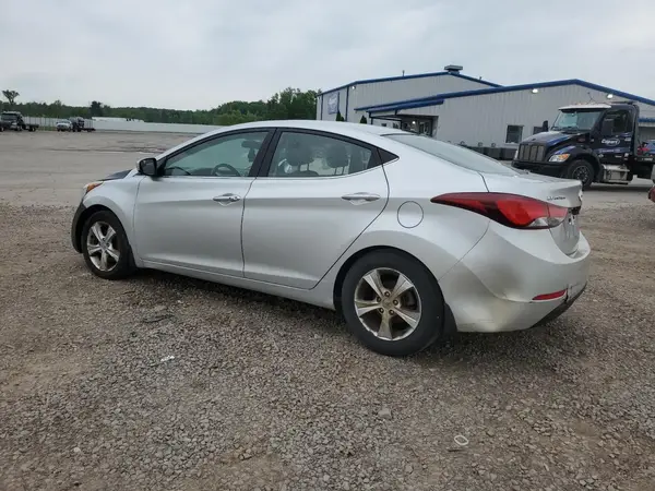 5NPDH4AE0GH687974 2016 HYUNDAI ELANTRA - Image 2