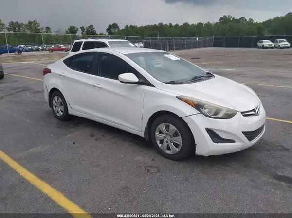 5NPDH4AE0GH688736 2016 HYUNDAI ELANTRA - Image 1