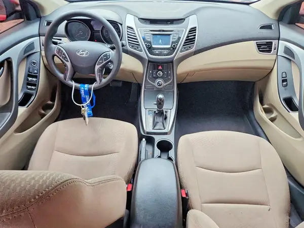 5NPDH4AE0GH689868 2016 HYUNDAI ELANTRA - Image 8