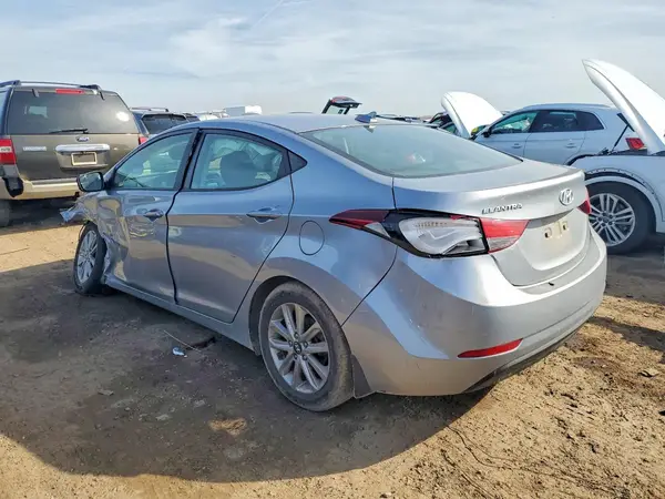 5NPDH4AE0GH689885 2016 HYUNDAI ELANTRA - Image 2