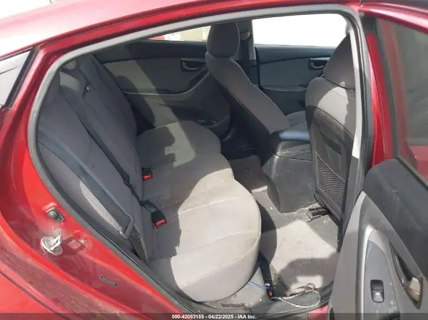 5NPDH4AE0GH693967 2016 HYUNDAI ELANTRA - Image 8