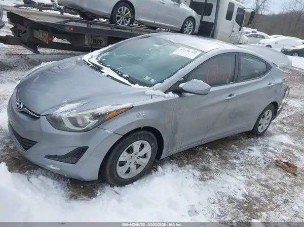 5NPDH4AE0GH694472 2016 HYUNDAI ELANTRA - Image 2
