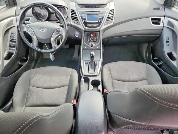 5NPDH4AE0GH696142 2016 HYUNDAI ELANTRA - Image 8