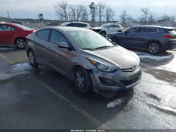 5NPDH4AE0GH696190 2016 HYUNDAI ELANTRA - Image 1