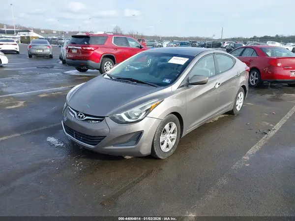 5NPDH4AE0GH696190 2016 HYUNDAI ELANTRA - Image 2