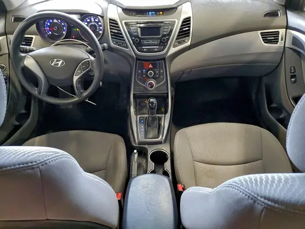 5NPDH4AE0GH696903 2016 HYUNDAI ELANTRA - Image 8