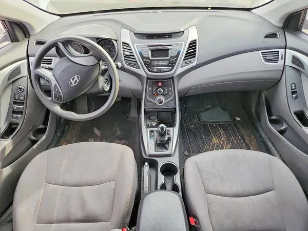 5NPDH4AE0GH698652 2016 HYUNDAI ELANTRA - Image 8