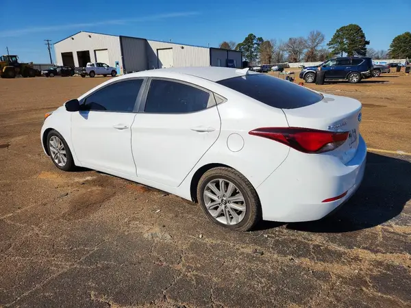 5NPDH4AE0GH699378 2016 HYUNDAI ELANTRA - Image 2