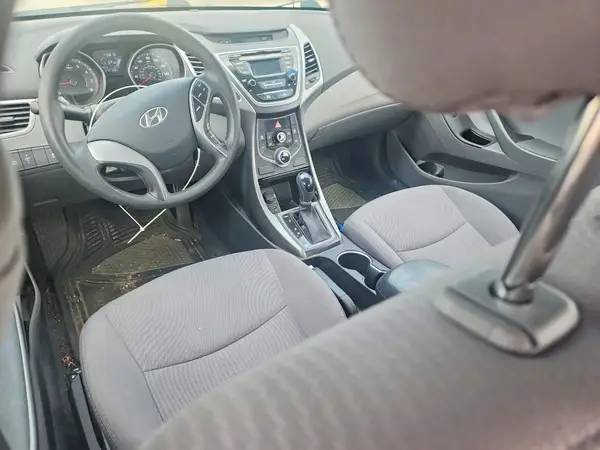 5NPDH4AE0GH702117 2016 HYUNDAI ELANTRA - Image 8