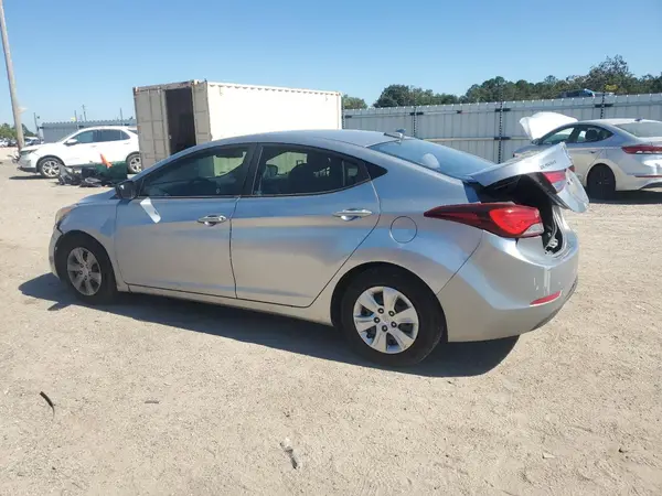 5NPDH4AE0GH702540 2016 HYUNDAI ELANTRA - Image 2