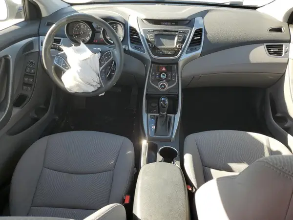 5NPDH4AE0GH703252 2016 HYUNDAI ELANTRA - Image 8