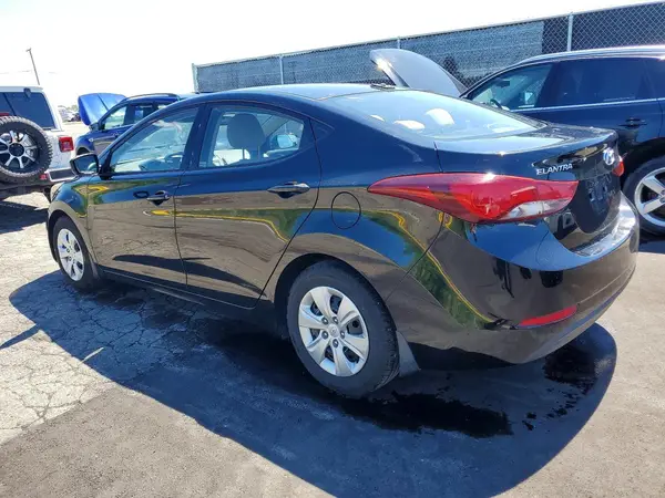 5NPDH4AE0GH706460 2016 HYUNDAI ELANTRA - Image 2