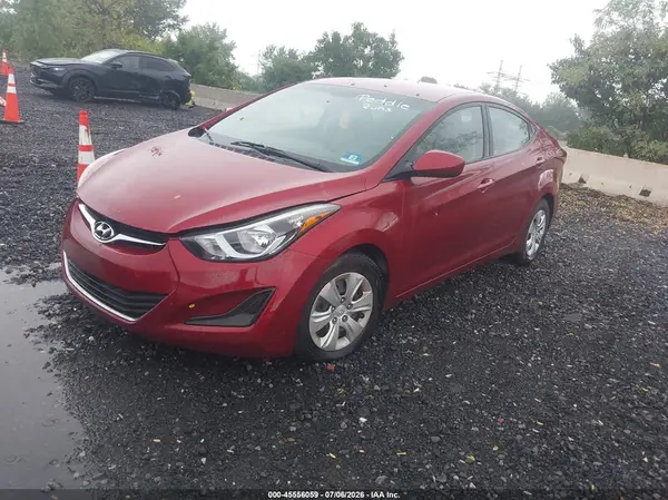 5NPDH4AE0GH708306 2016 HYUNDAI ELANTRA - Image 2