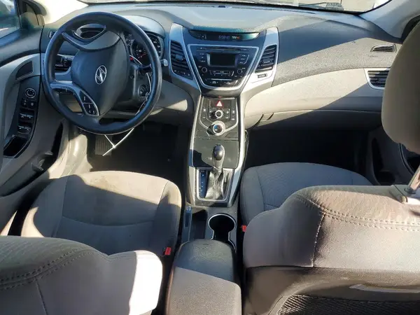 5NPDH4AE0GH709908 2016 HYUNDAI ELANTRA - Image 8