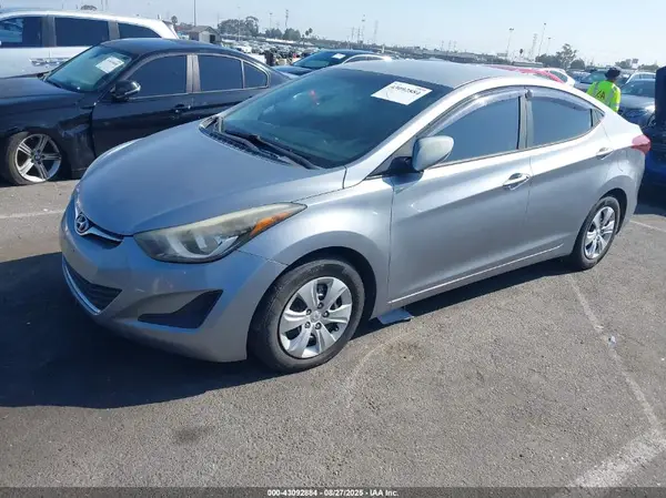 5NPDH4AE0GH711416 2016 HYUNDAI ELANTRA - Image 2