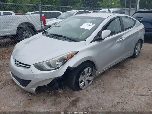5NPDH4AE0GH714042 2016 HYUNDAI ELANTRA - Image 2